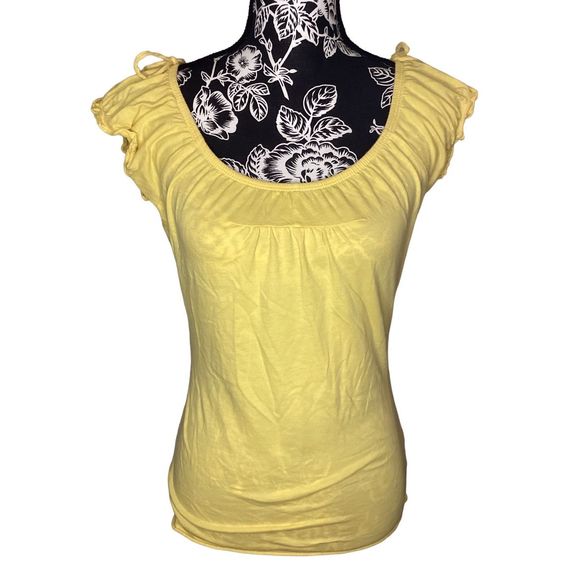No Brand Tops - Yellow Short Sleeve Scoop Neck Tee